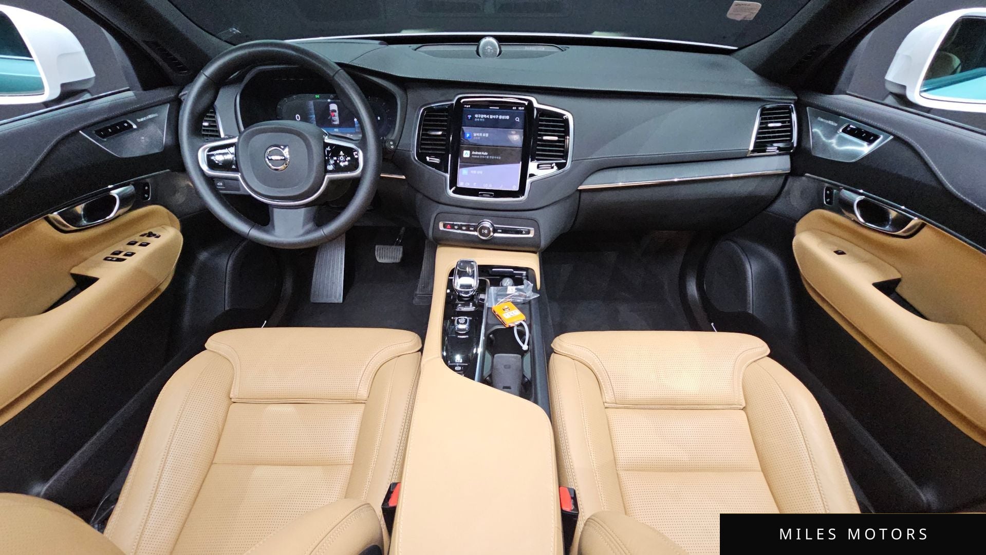 Volvo XC90 2023 — миниатюра 10
