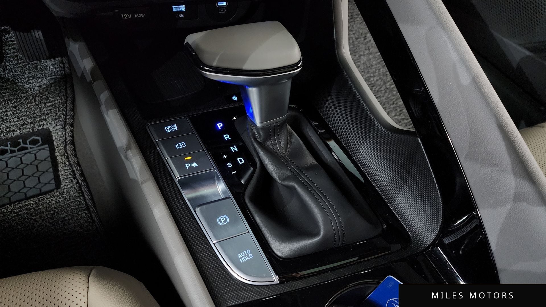 Hyundai AVANTE 2024 — миниатюра 12