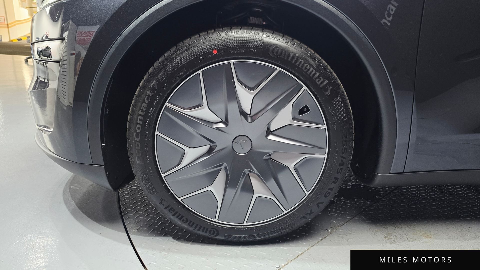 Tesla Model Y 2026 — миниатюра 5