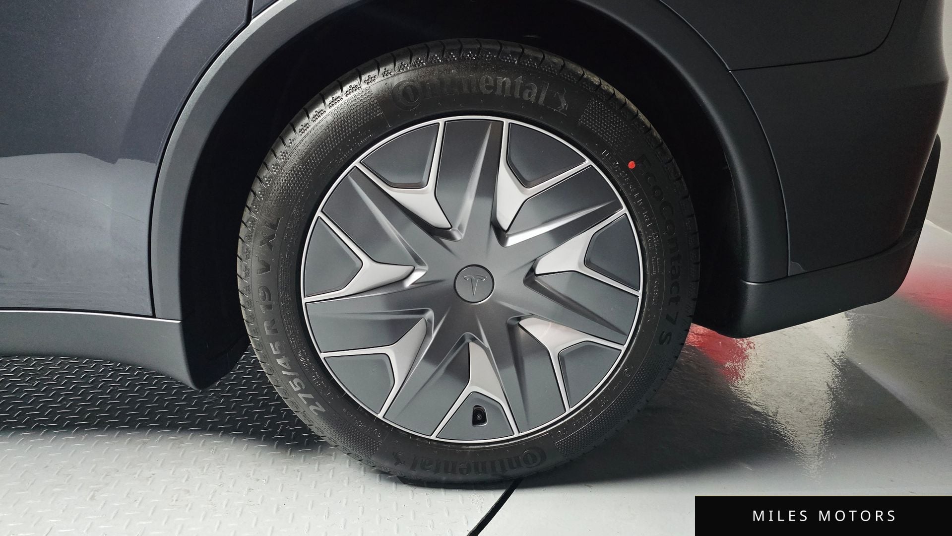 Tesla Model Y 2026 — миниатюра 7