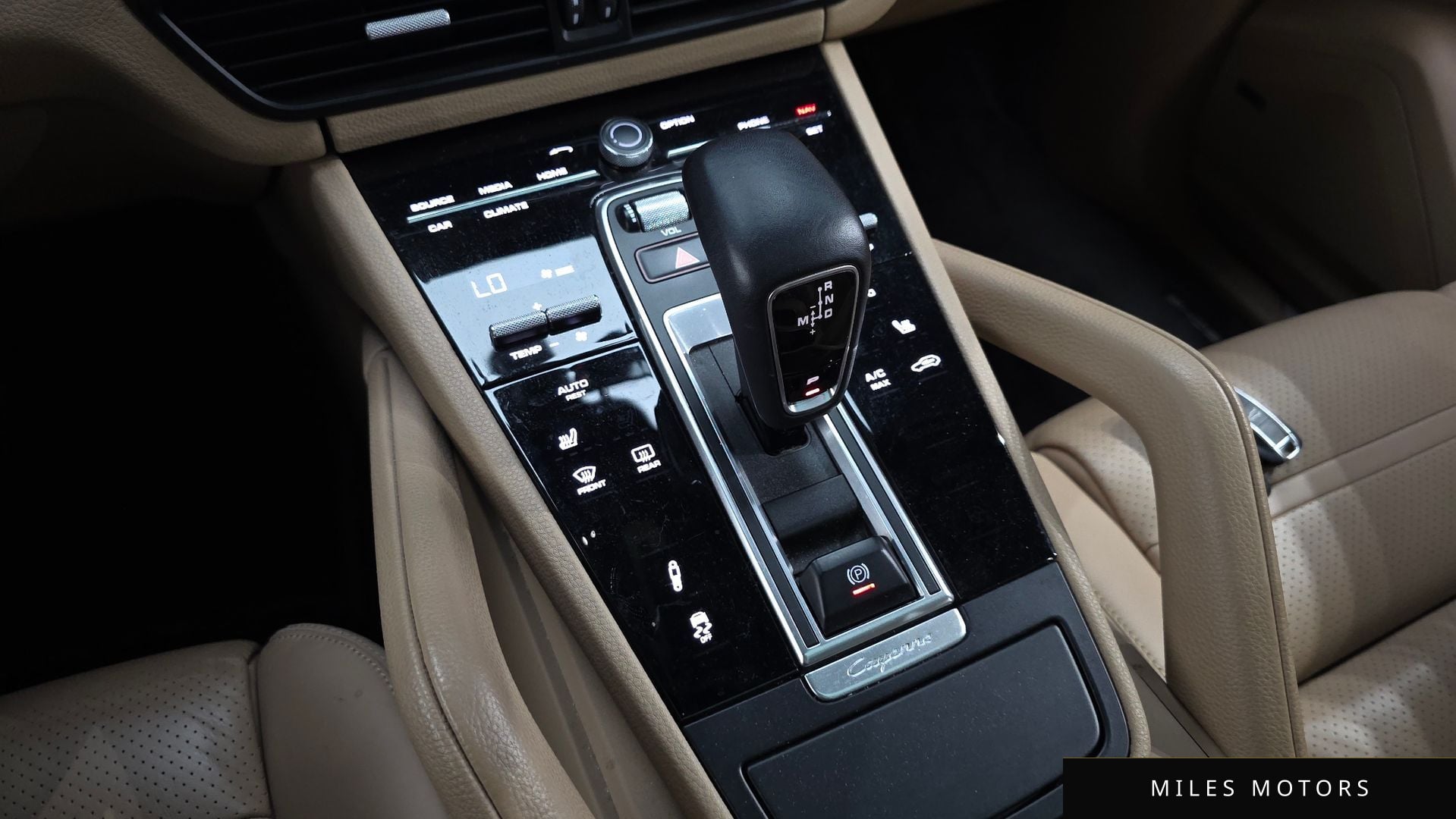 Porsche Cayenne 2019 — миниатюра 12