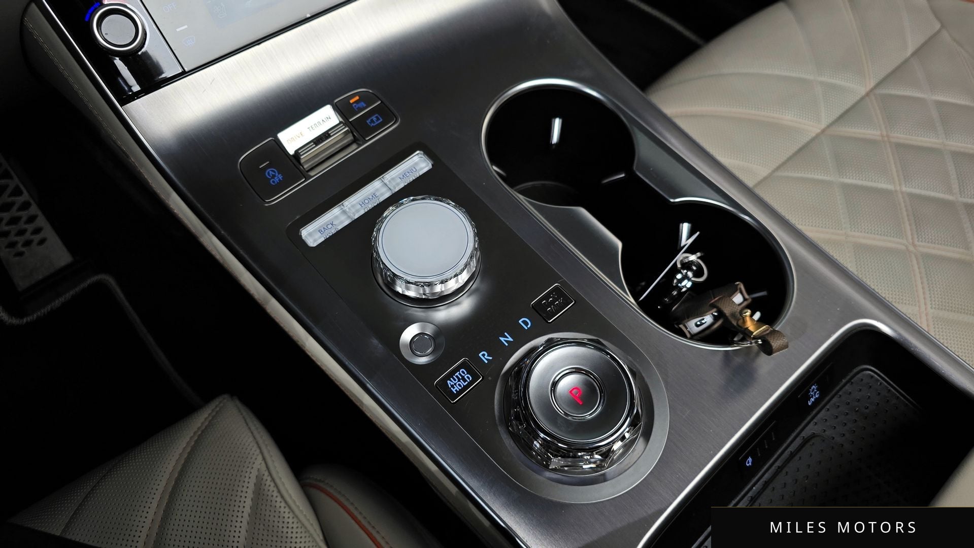 Genesis GV70 2025 — миниатюра 12