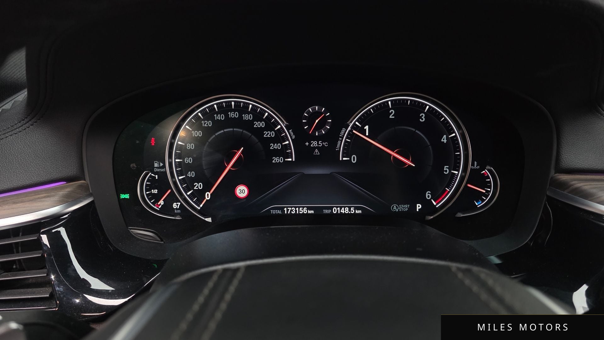 BMW 5 Series (G30) 2018 — миниатюра 8