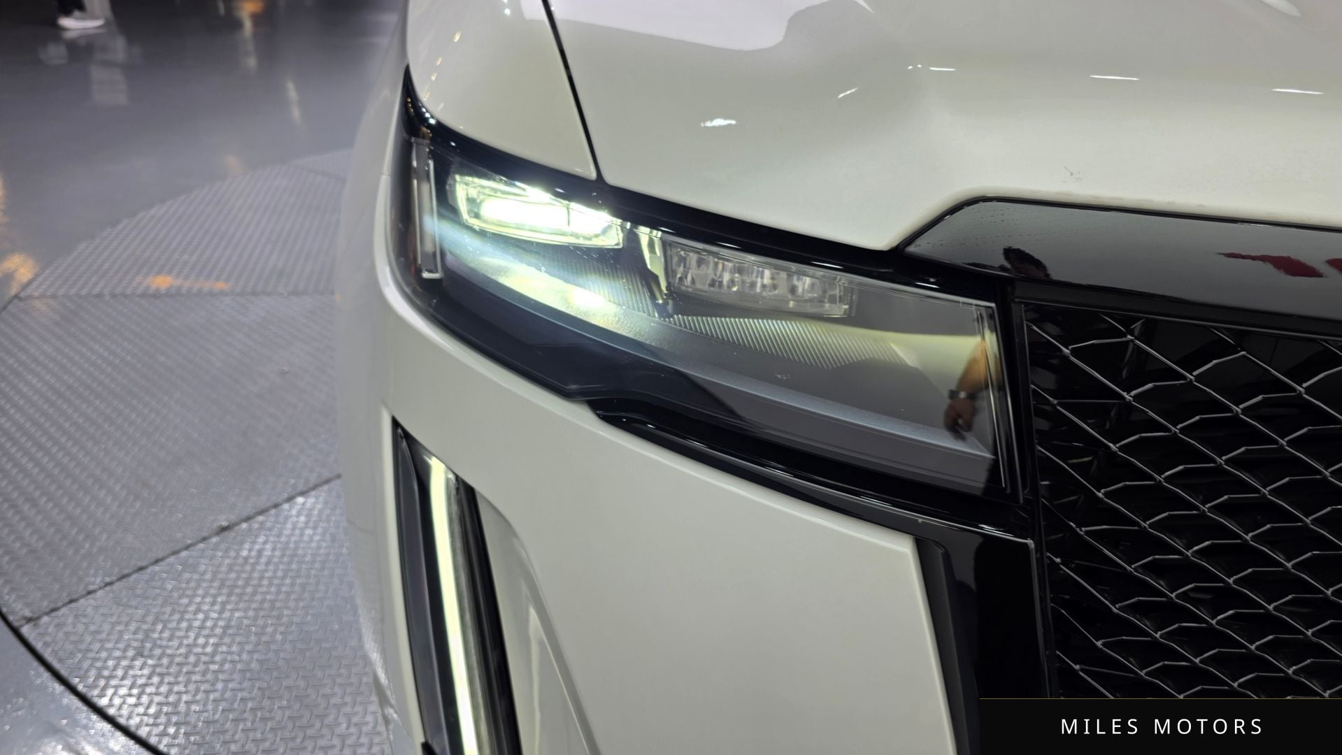 Cadillac Escalade 2021 — миниатюра 8