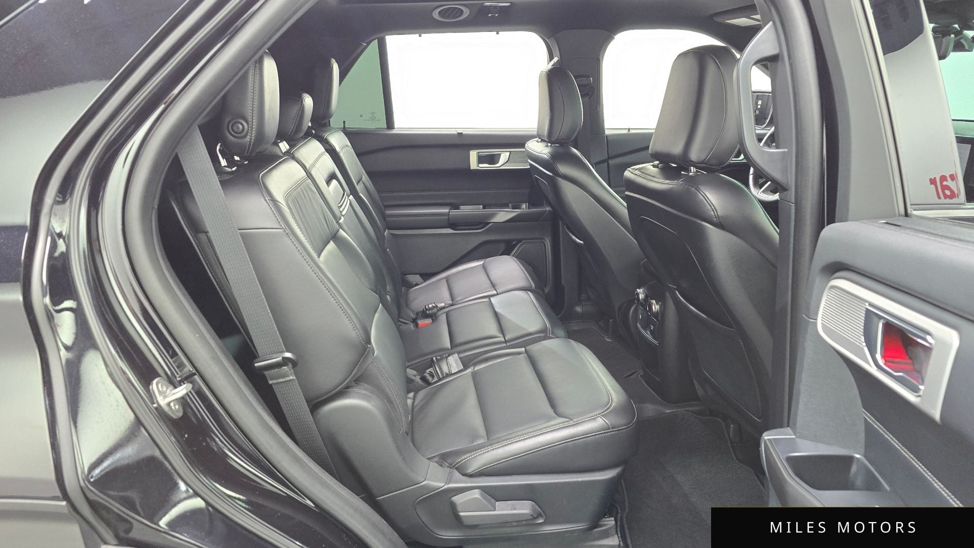 Ford Explorer 2020 — миниатюра 11