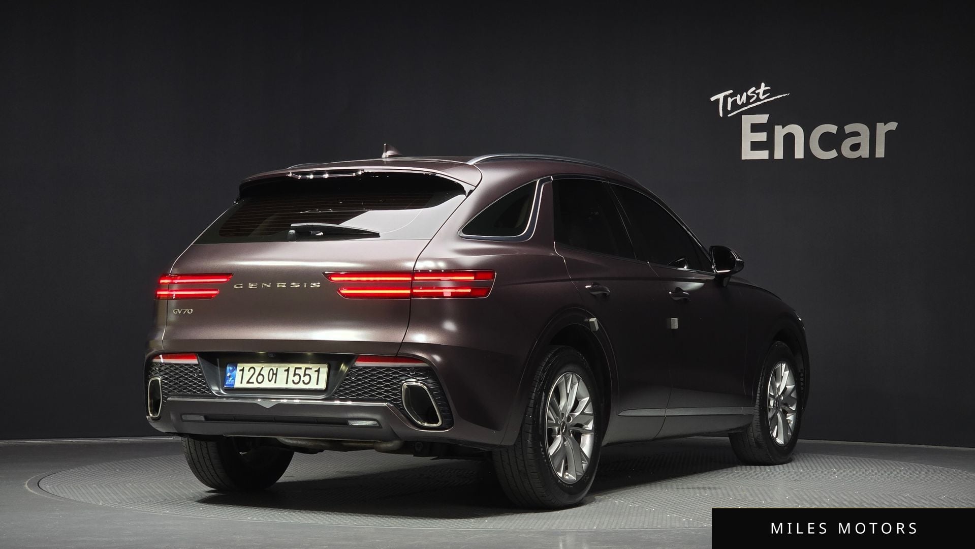 Genesis GV70 2022 — миниатюра 2