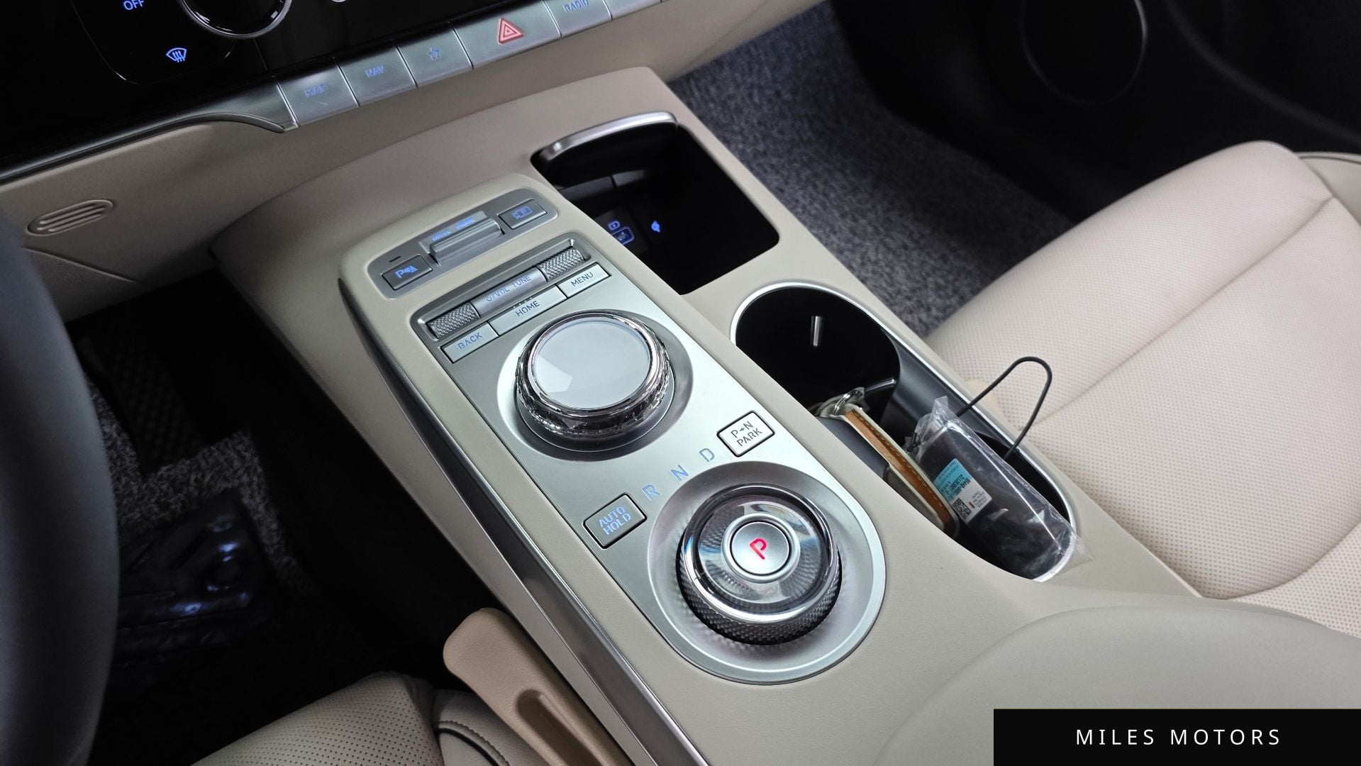 Genesis GV70 2022 — миниатюра 12