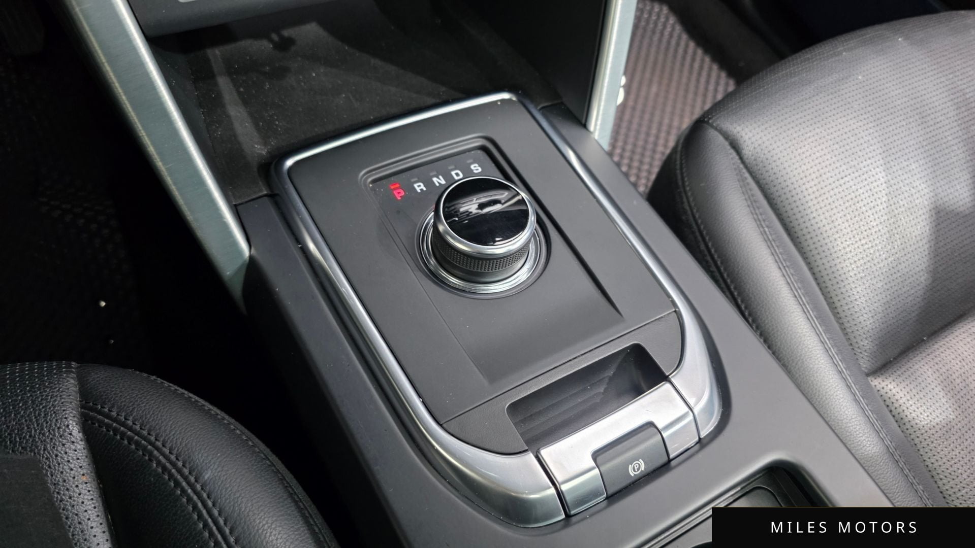 Land Rover Discovery Sport 2019 — миниатюра 12