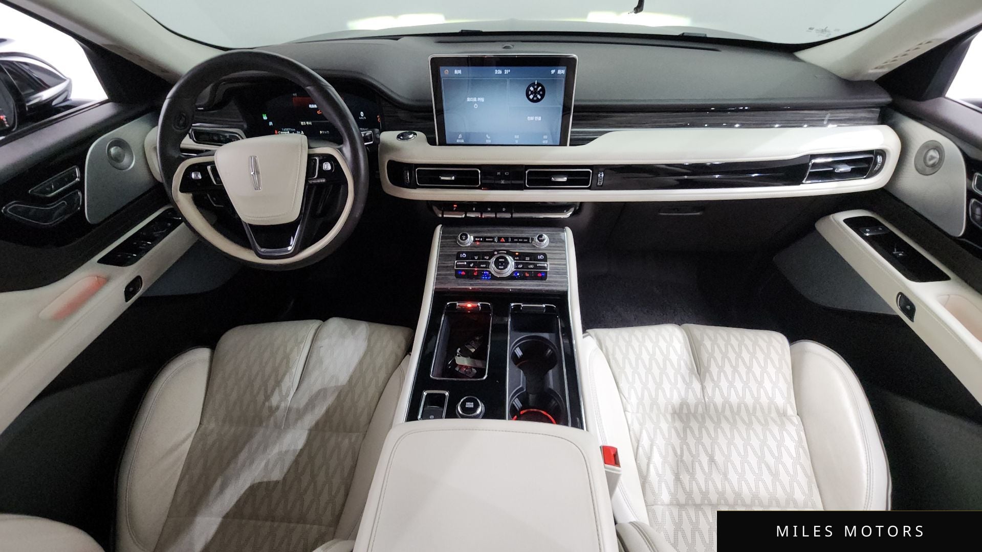 Lincoln Aviator 2020 — миниатюра 7