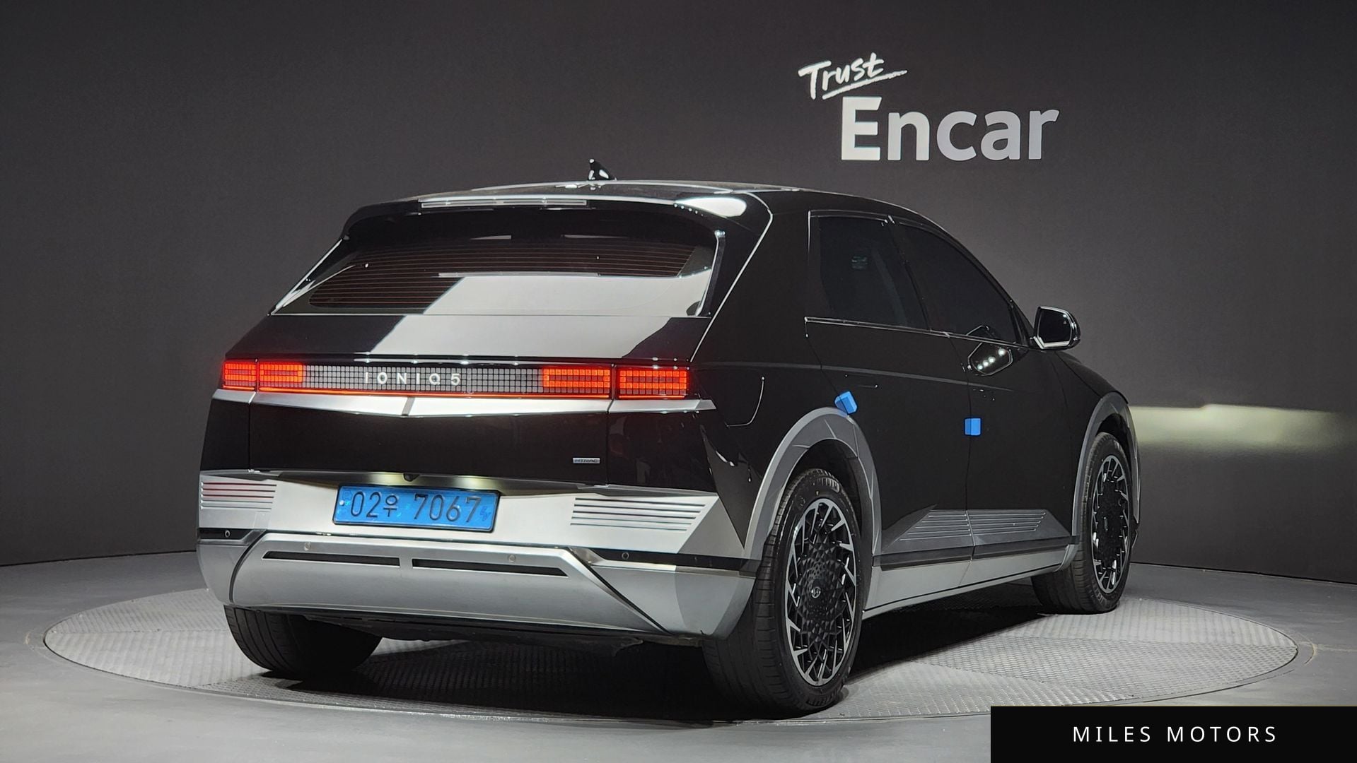 Hyundai Ioniq5 2022 — миниатюра 2
