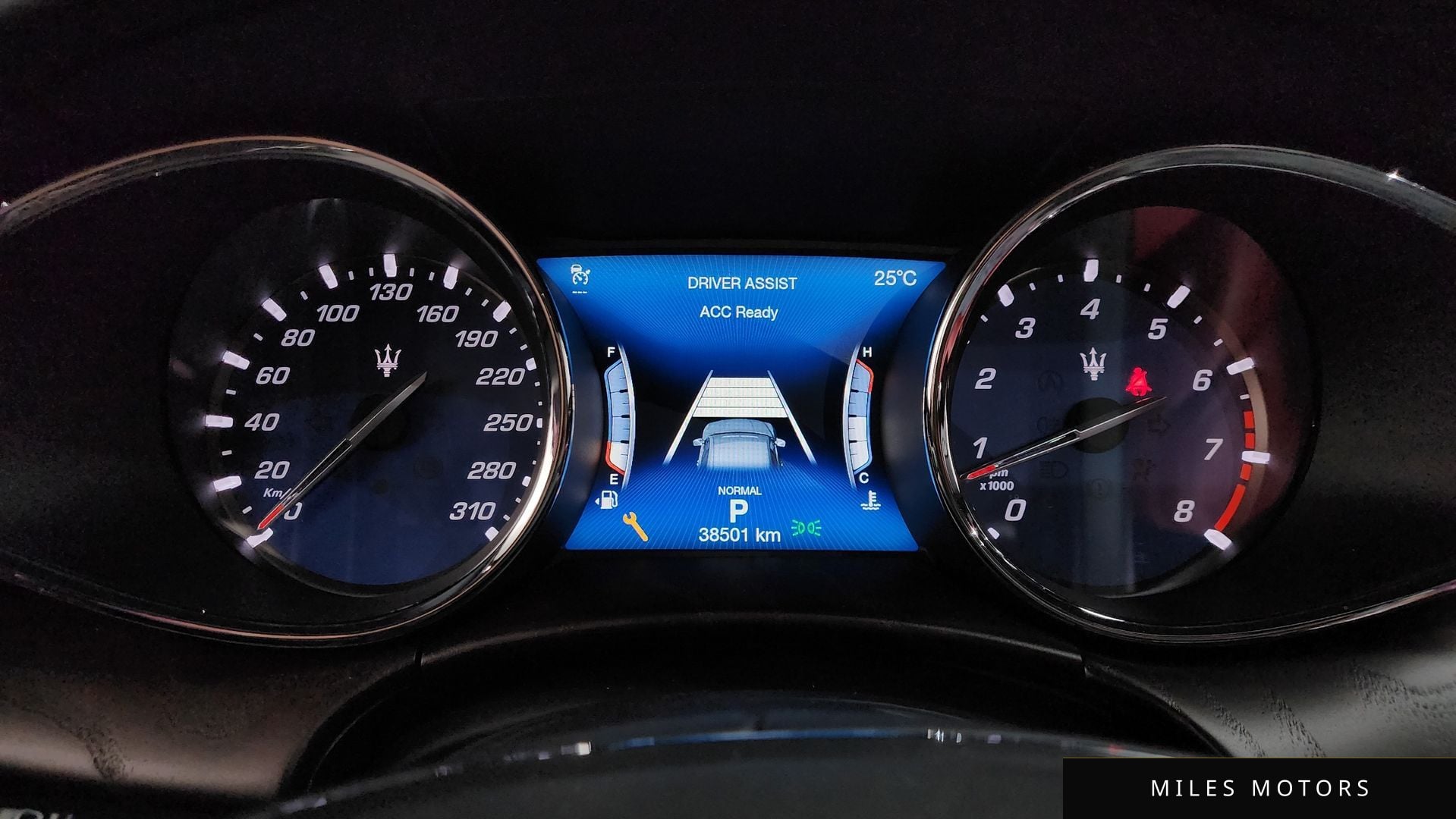 Maserati Quattroporte 2020 — миниатюра 11