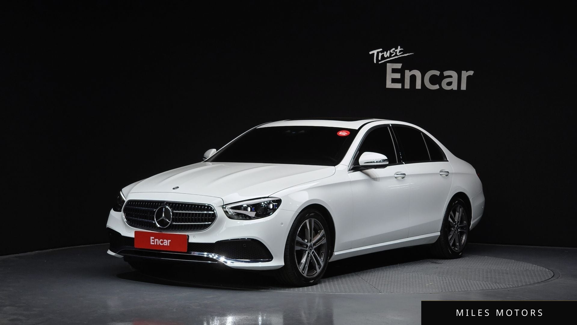 Mercedes-Benz E-Class W213 2022 — фото 1 из 12