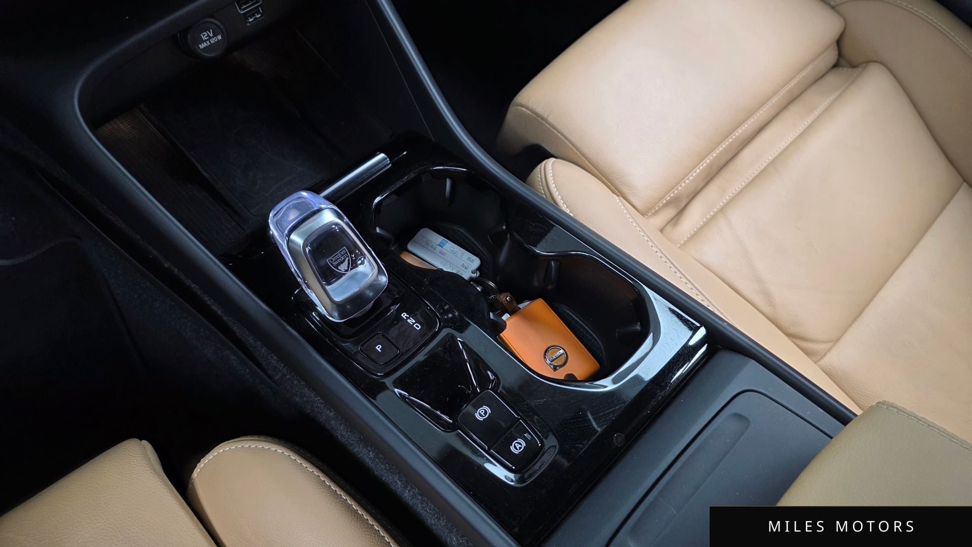 Volvo XC40 2022 — миниатюра 9