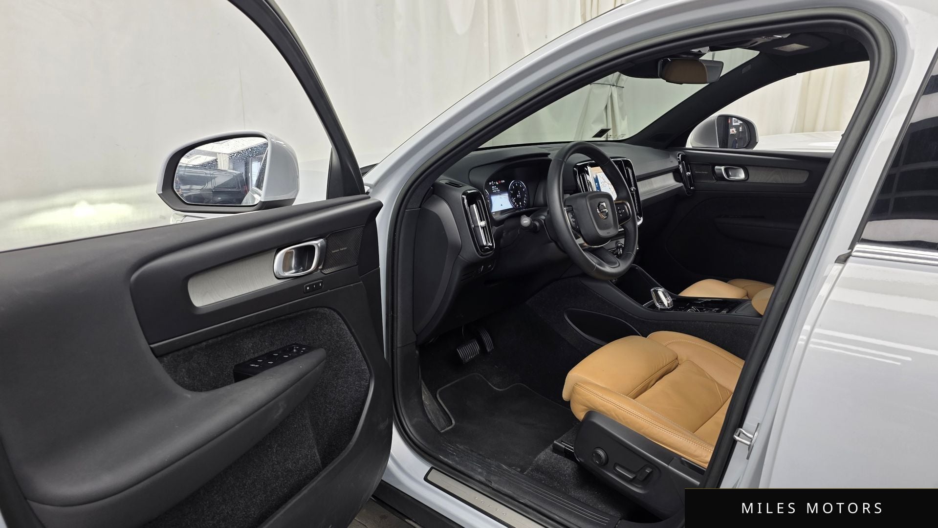Volvo XC40 2022 — миниатюра 10