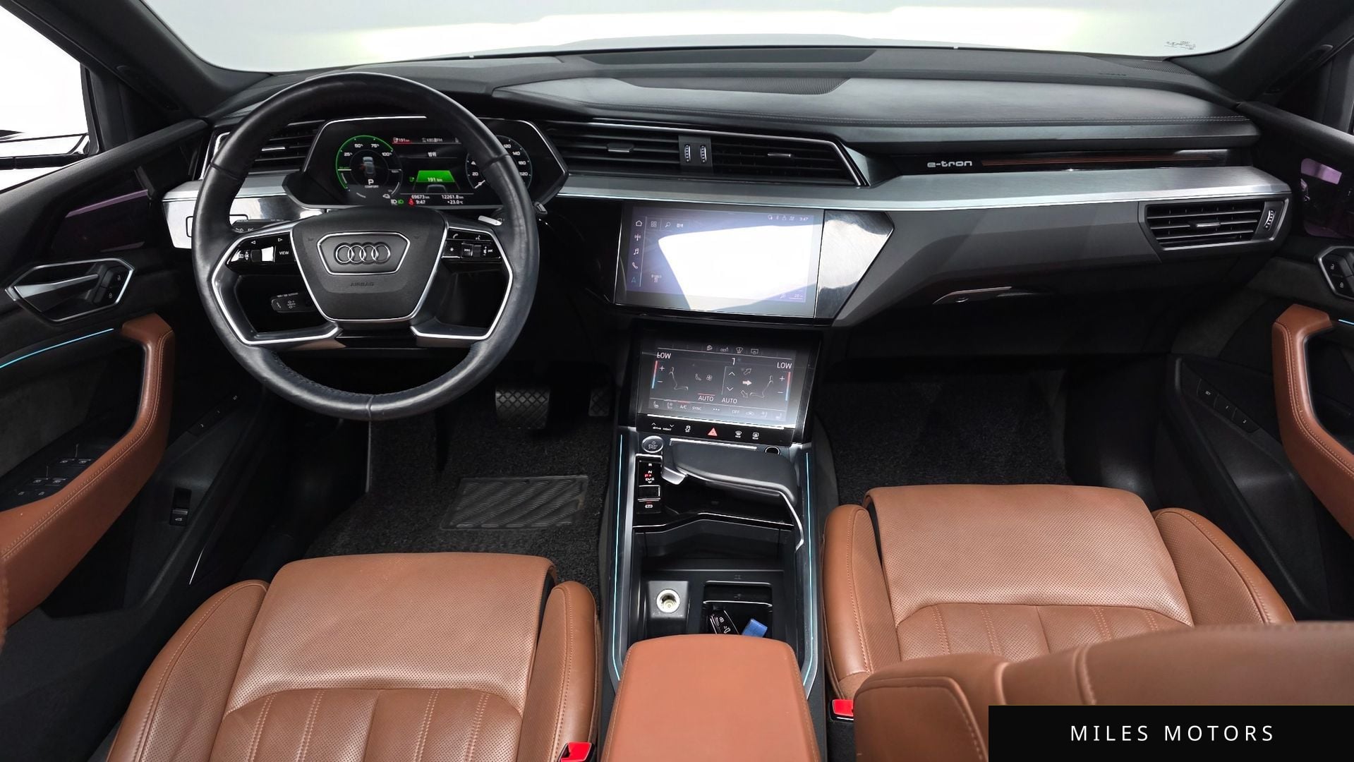 Audi e-tron 2020 — миниатюра 10