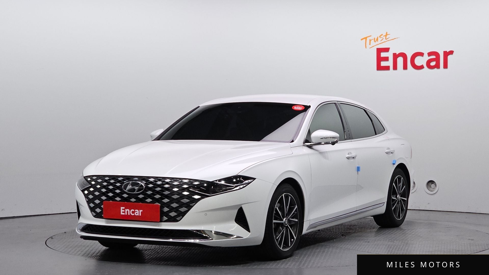 Hyundai Grandeur 2021 — фото 1 из 12