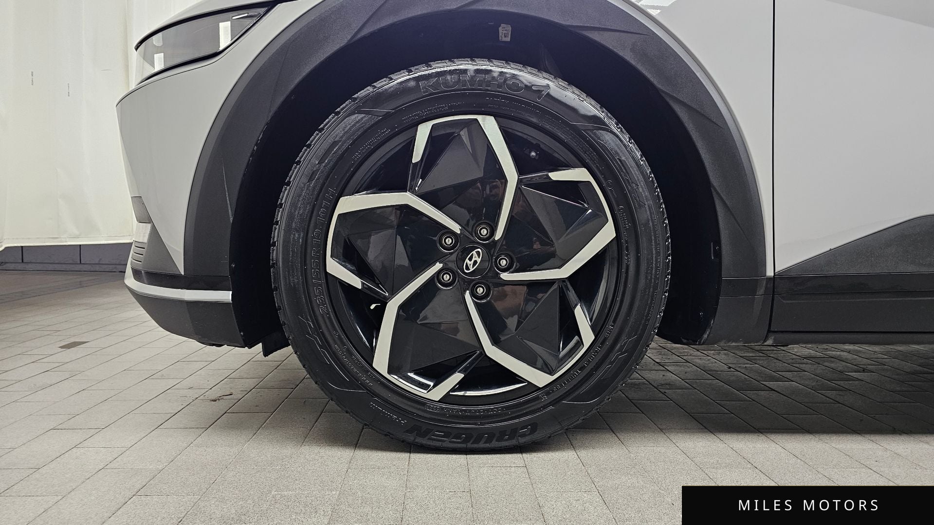 Hyundai Ioniq5 2022 — миниатюра 5