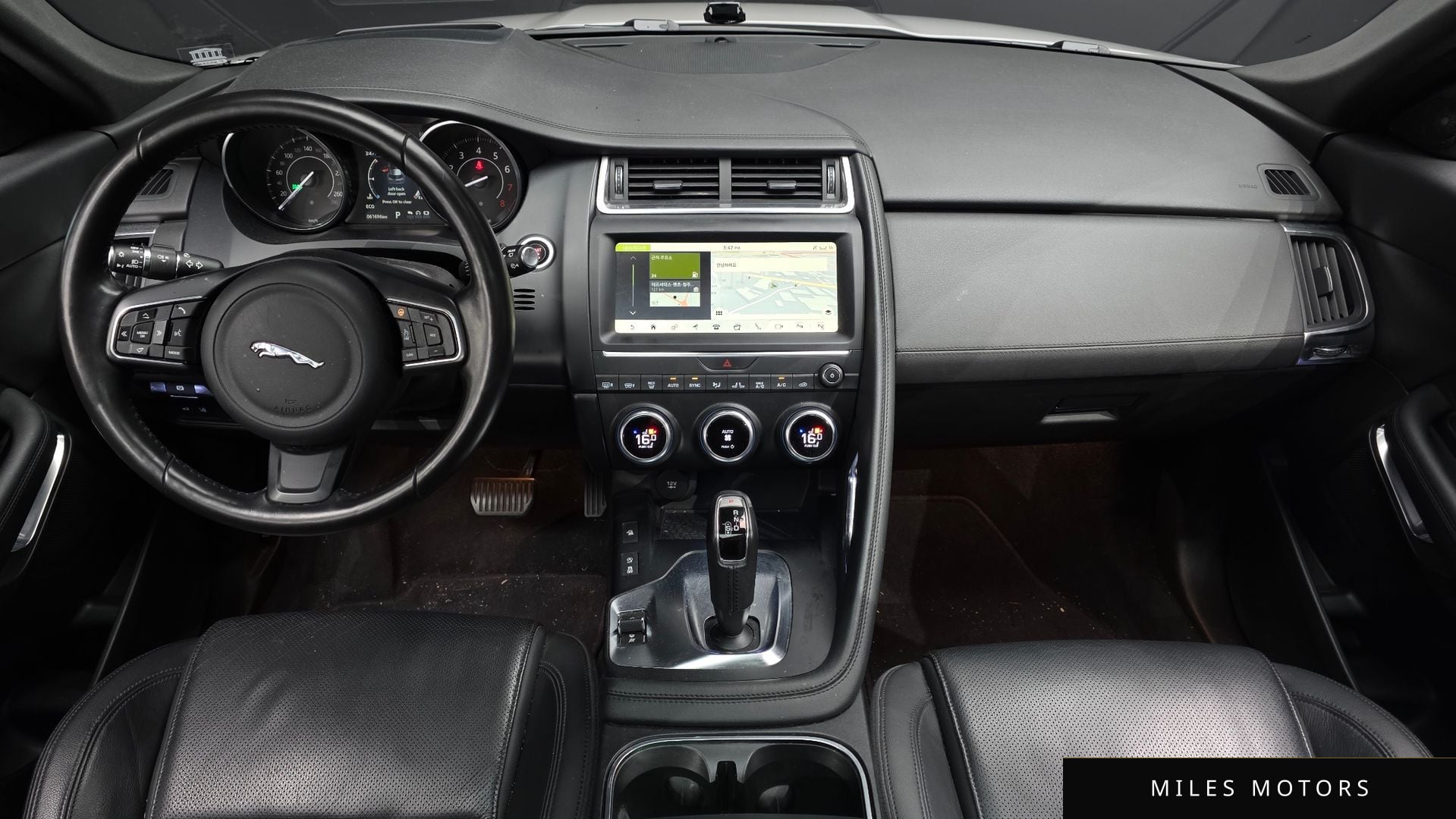 Jaguar E-PACE 2018 — миниатюра 10