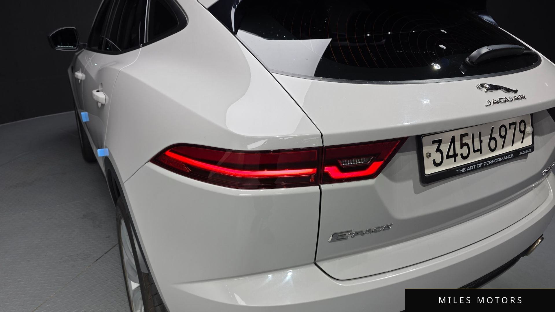 Jaguar E-PACE 2018 — миниатюра 9
