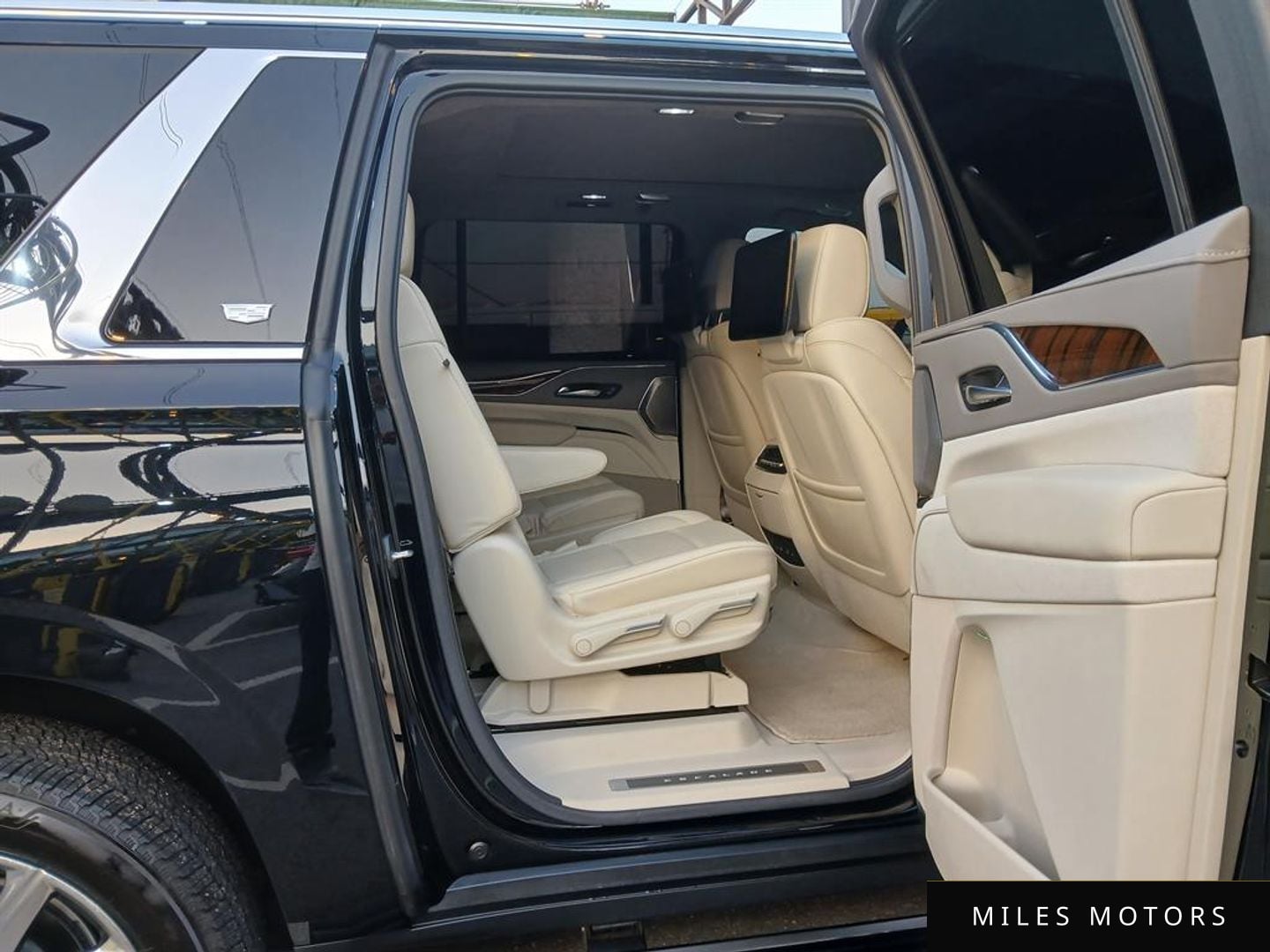 Cadillac Escalade 2021 — миниатюра 4