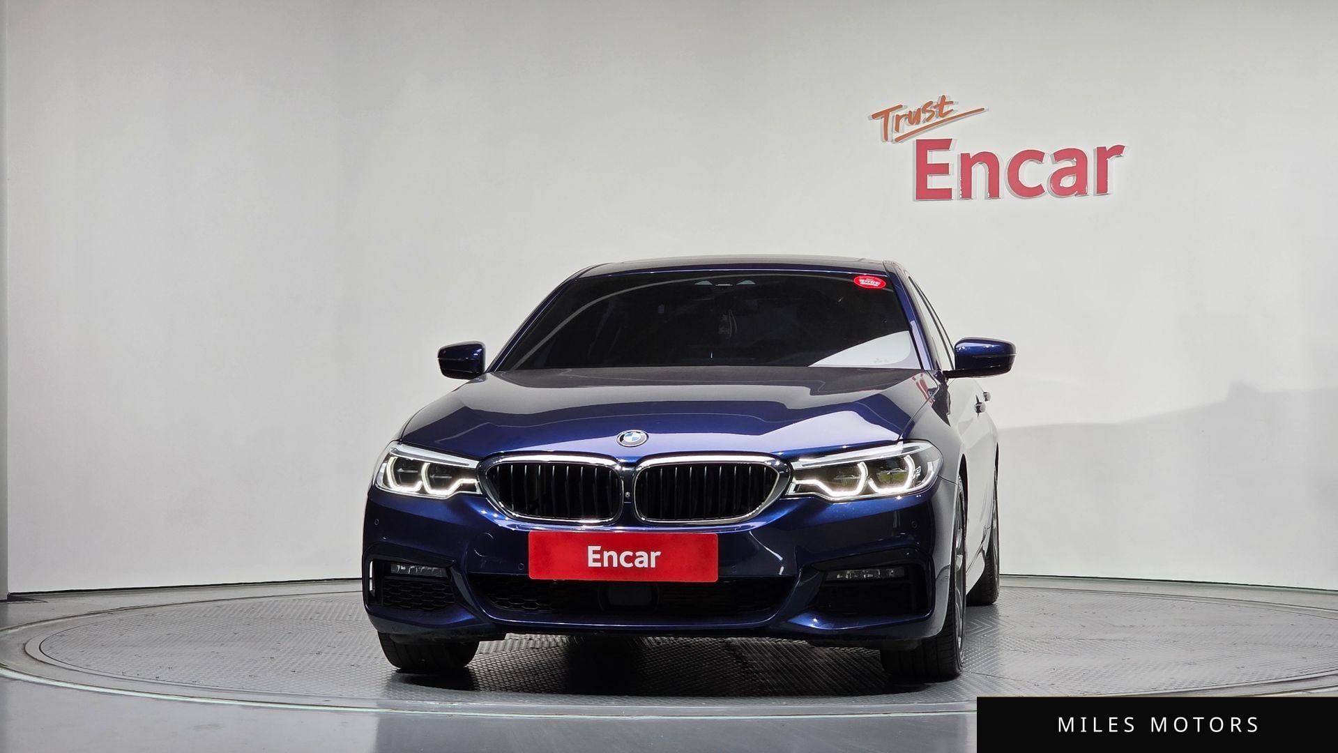 BMW 5 Series (G30) 2020 — миниатюра 3
