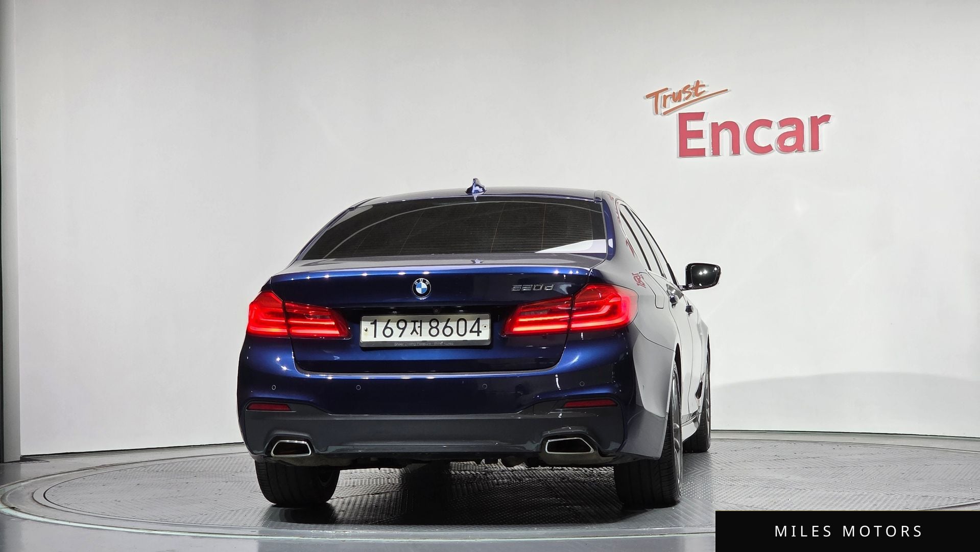 BMW 5 Series (G30) 2020 — миниатюра 4