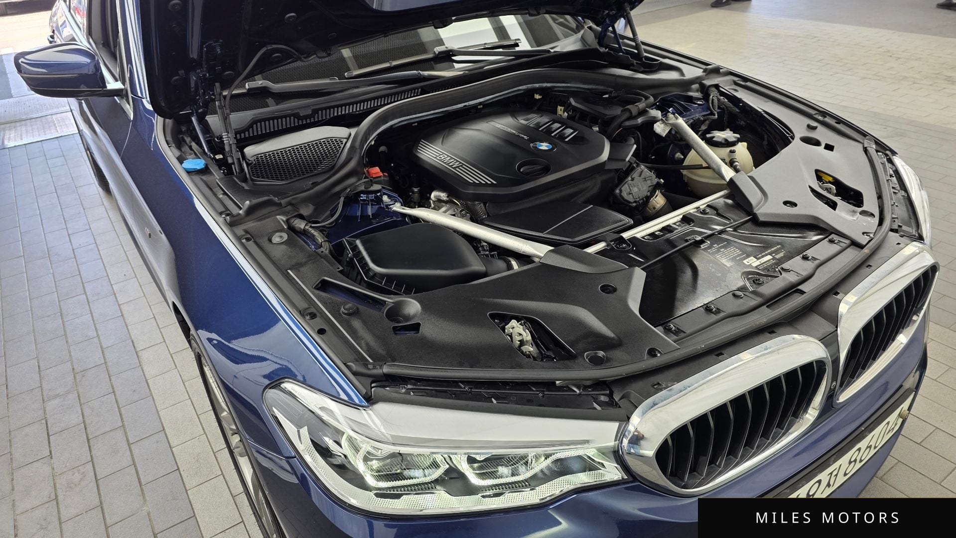 BMW 5 Series (G30) 2020 — миниатюра 6