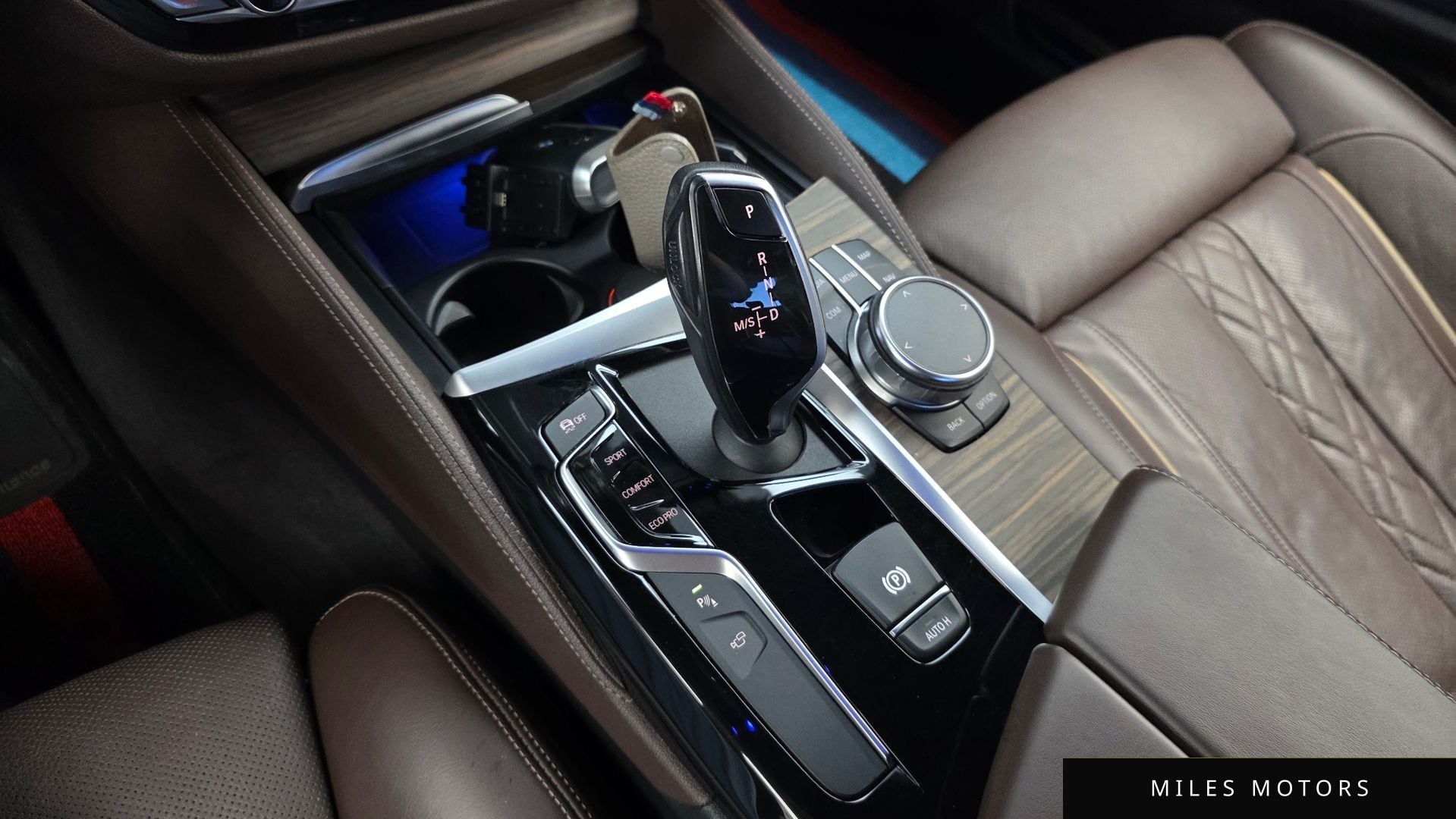 BMW 5 Series (G30) 2020 — миниатюра 9
