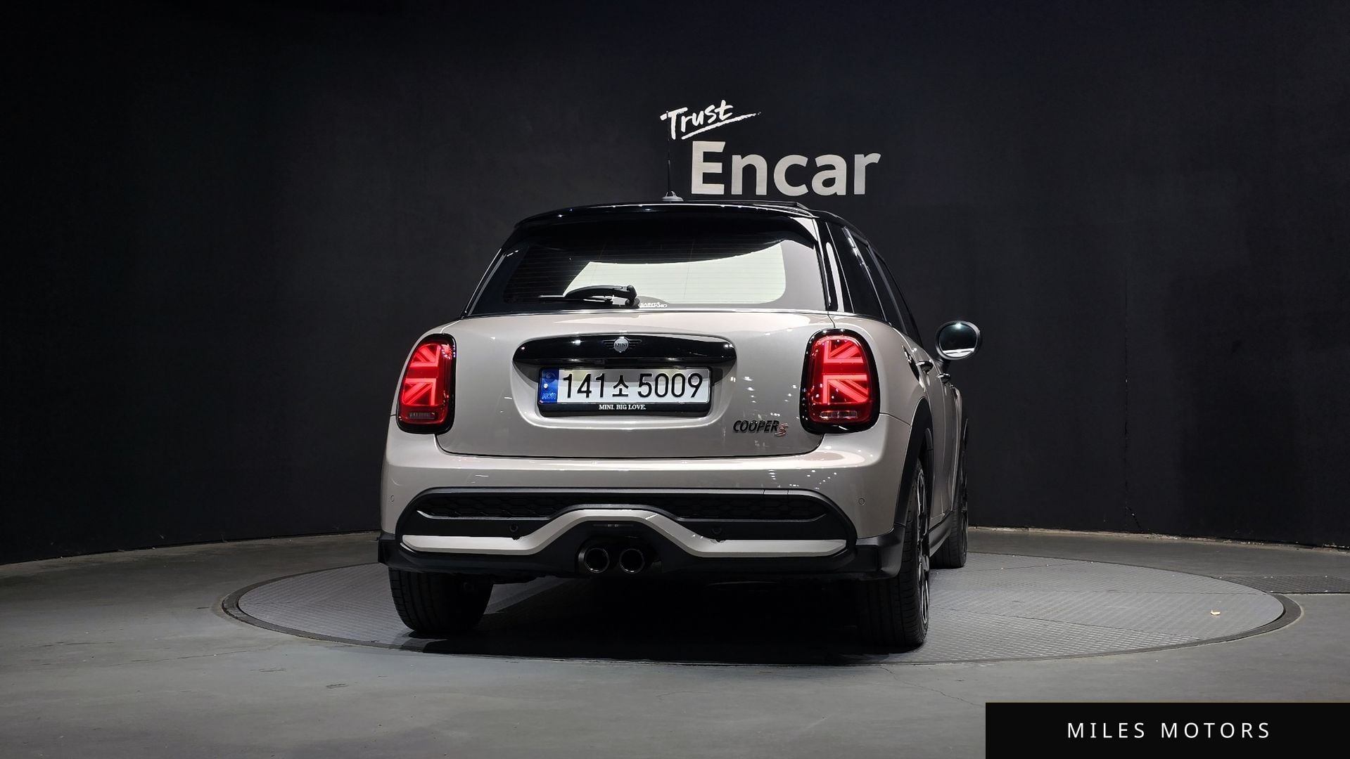 MINI Cooper S 2023 — миниатюра 4