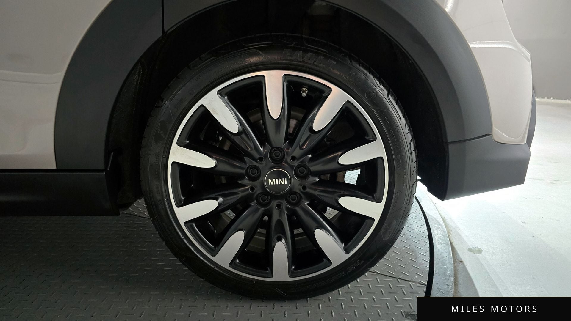 MINI Cooper S 2023 — миниатюра 7