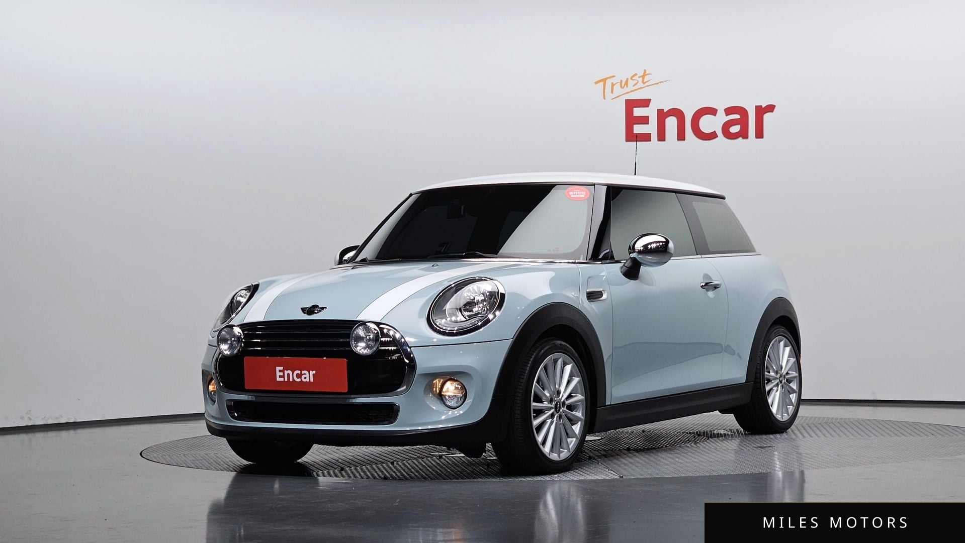 MINI Cooper 2018 — фото 1 из 12