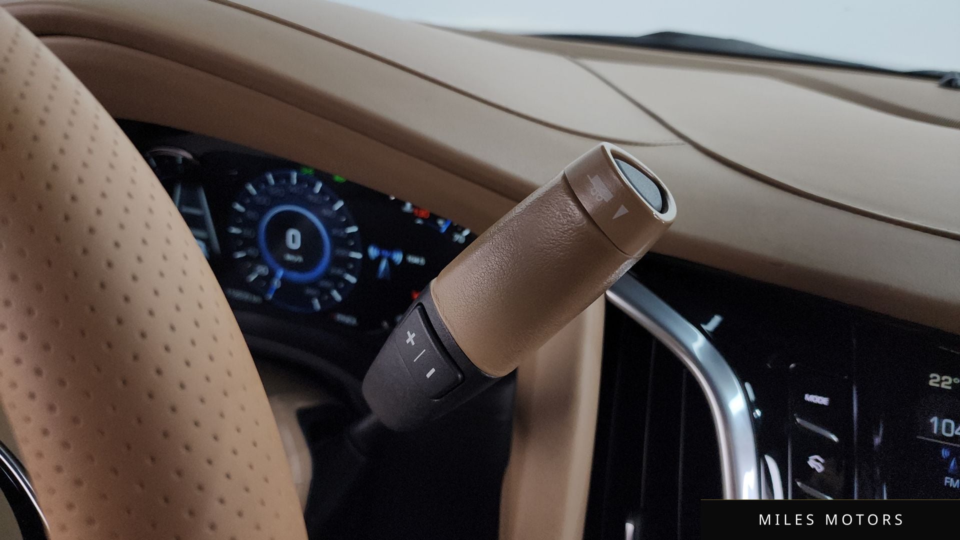 Cadillac Escalade 2020 — миниатюра 12