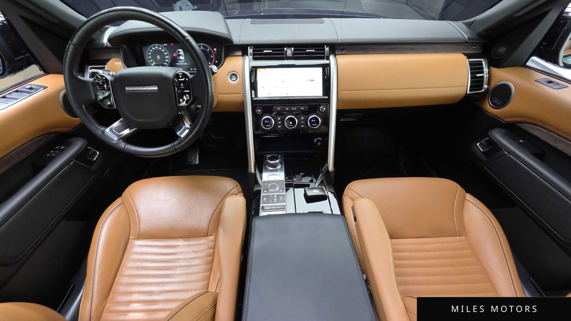 Land Rover Discovery 2019 — миниатюра 9
