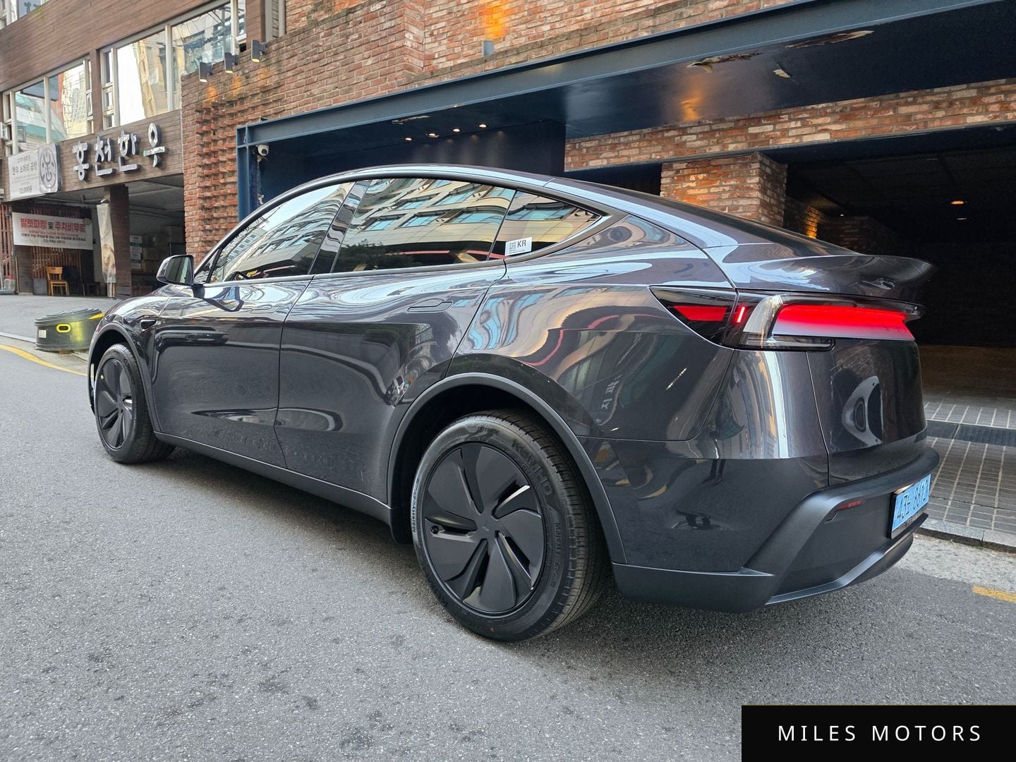 Tesla Model Y 2026 — миниатюра 4