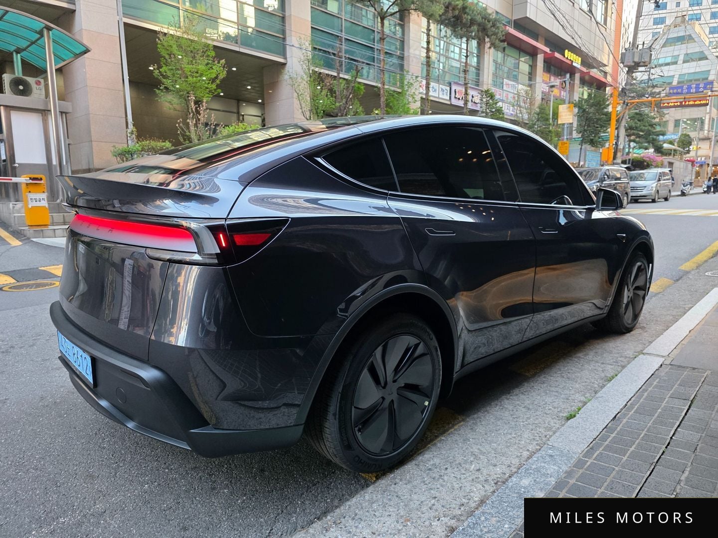 Tesla Model Y 2026 — миниатюра 6