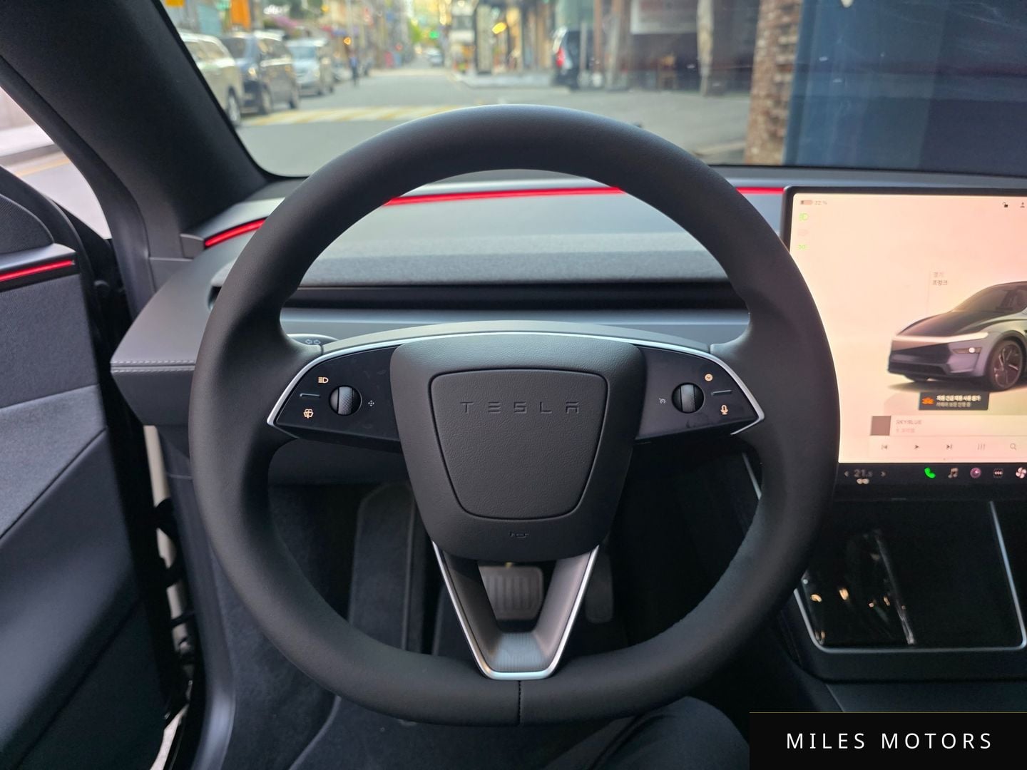 Tesla Model Y 2026 — миниатюра 7