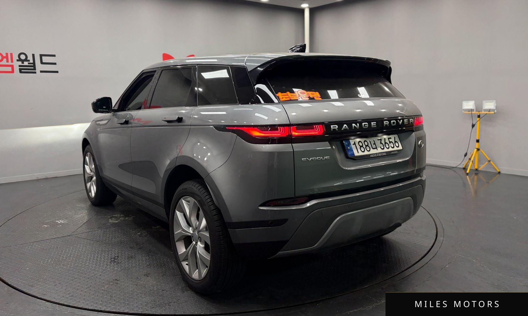 Land Rover Range Rover Evoque 2021 — миниатюра 3