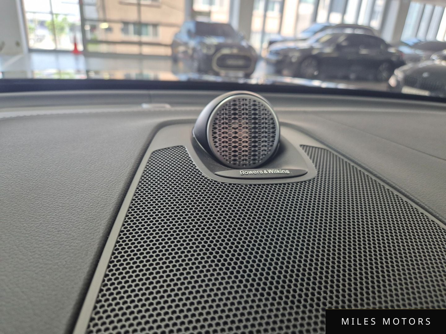 Volvo XC60 2026 — миниатюра 10