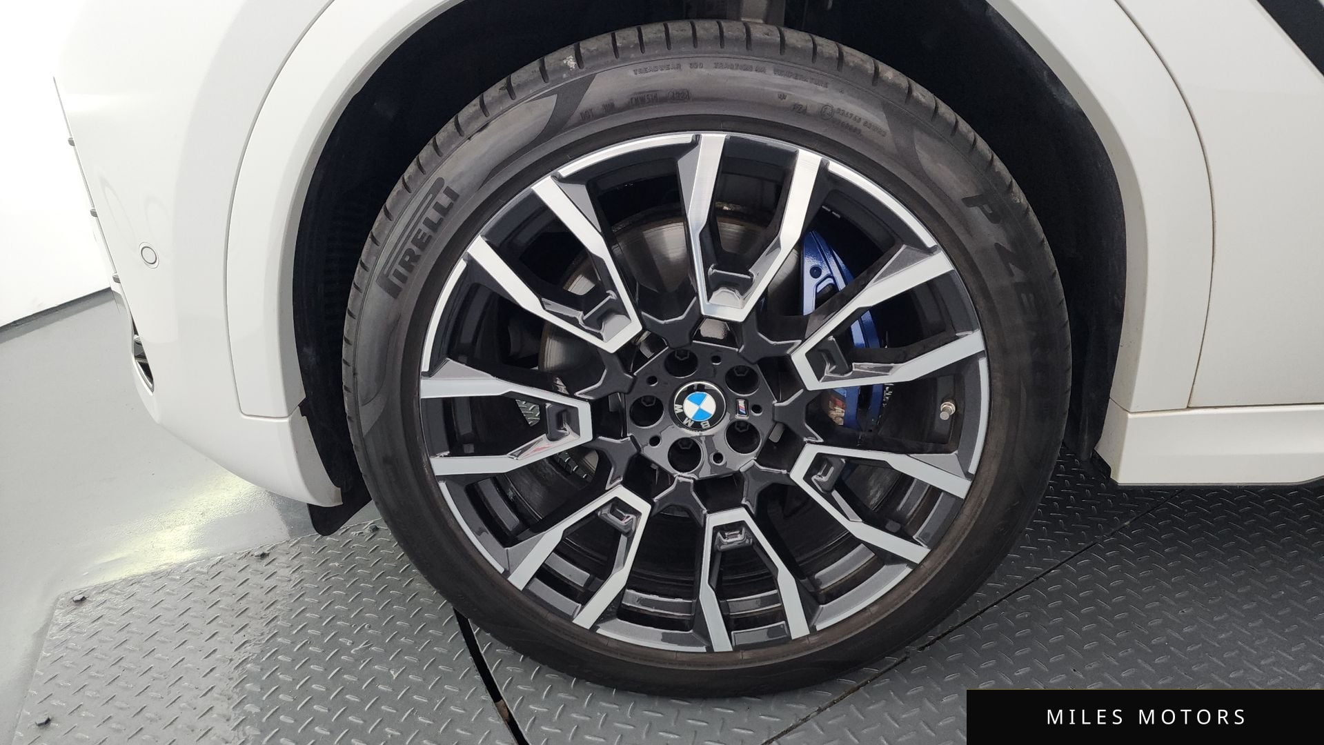 BMW X6 (G06) 2025 — миниатюра 5