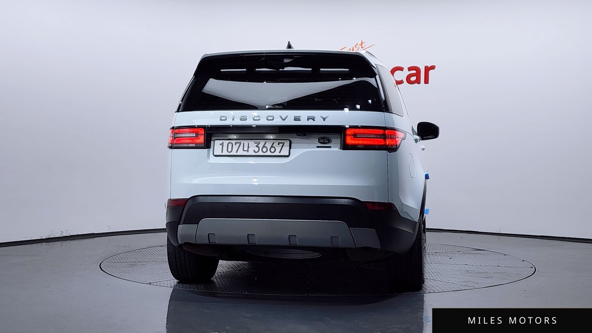 Land Rover Discovery 2017 — миниатюра 4