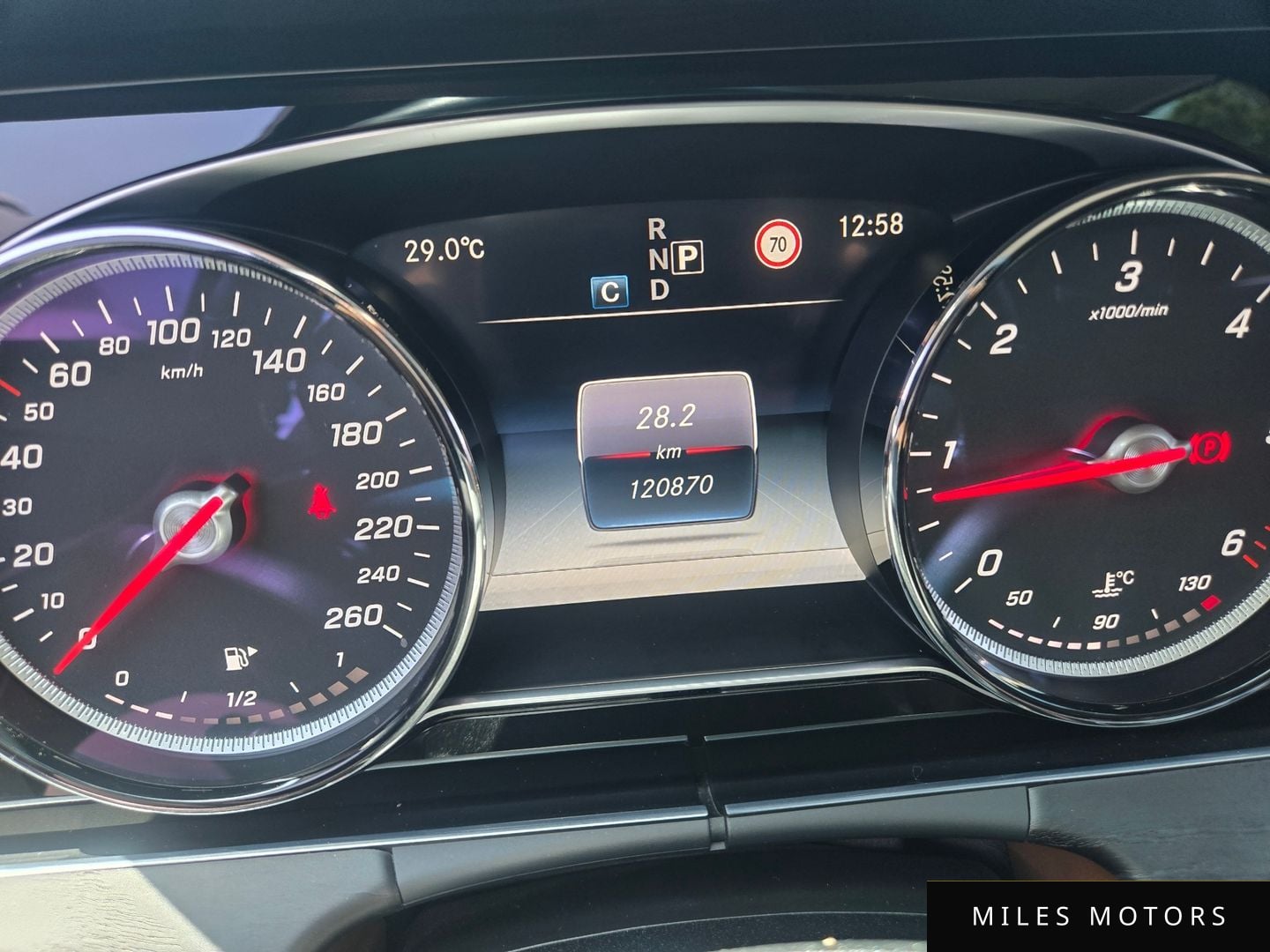 Mercedes-Benz E-Class W213 2017 — миниатюра 5