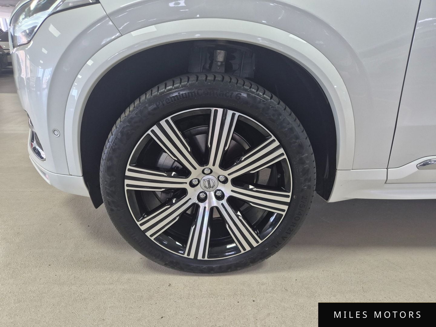 Volvo XC90 2025 — миниатюра 5