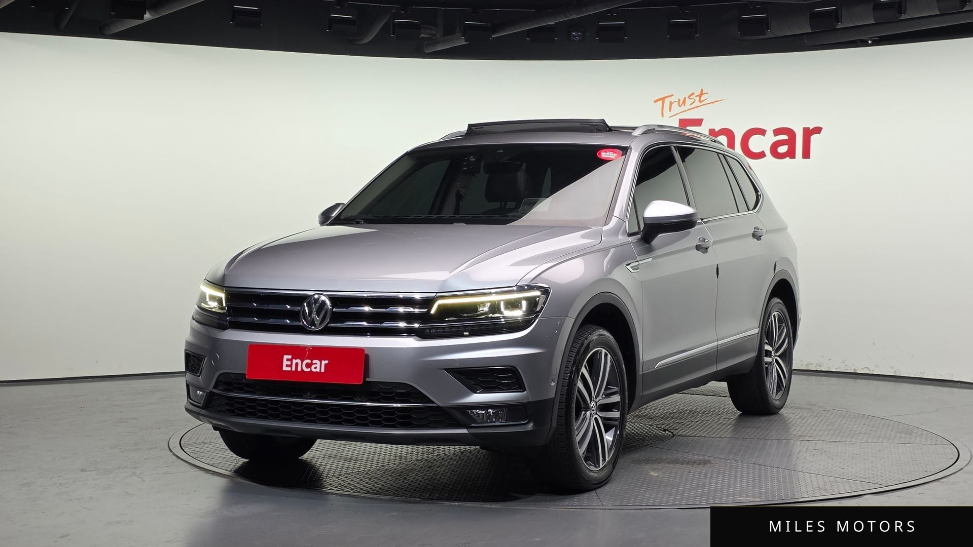 Volkswagen Tiguan 2020 — фото 1 из 12