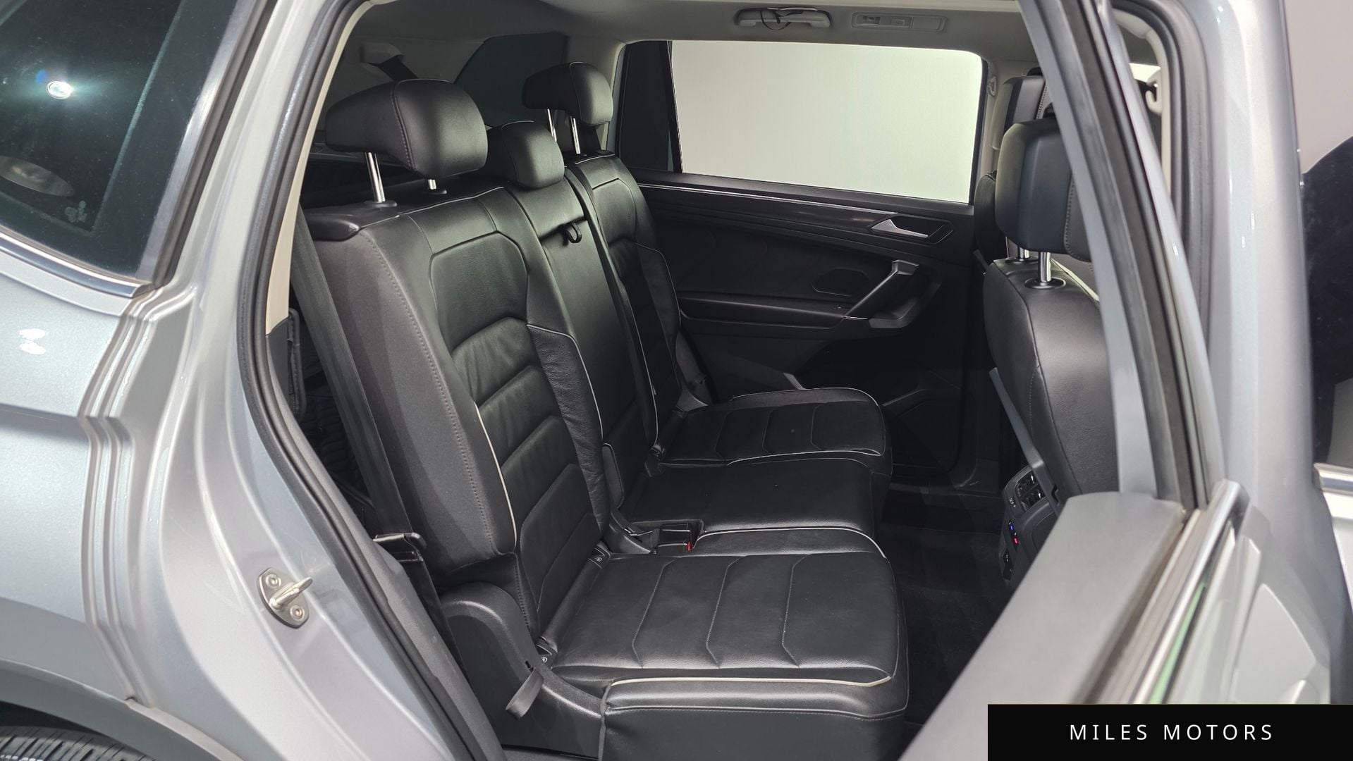 Volkswagen Tiguan 2020 — миниатюра 11