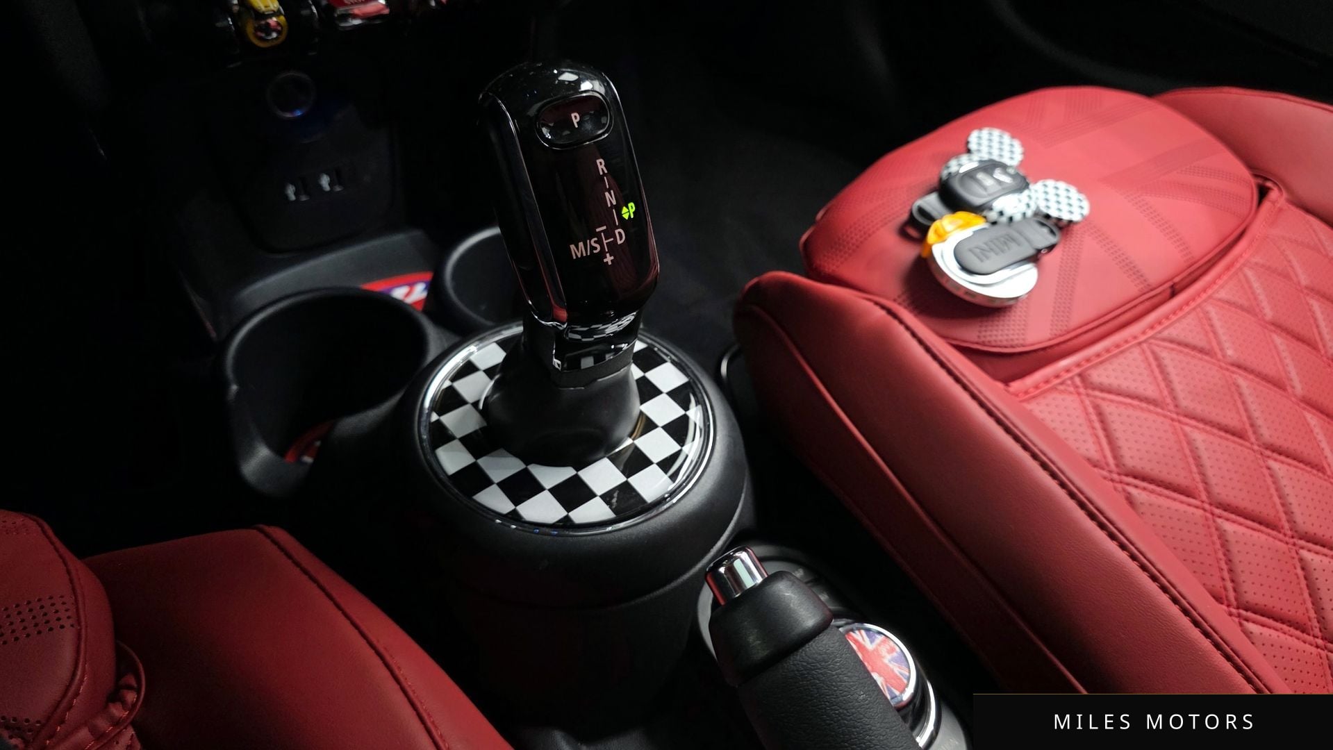 MINI Cooper 2020 — миниатюра 12
