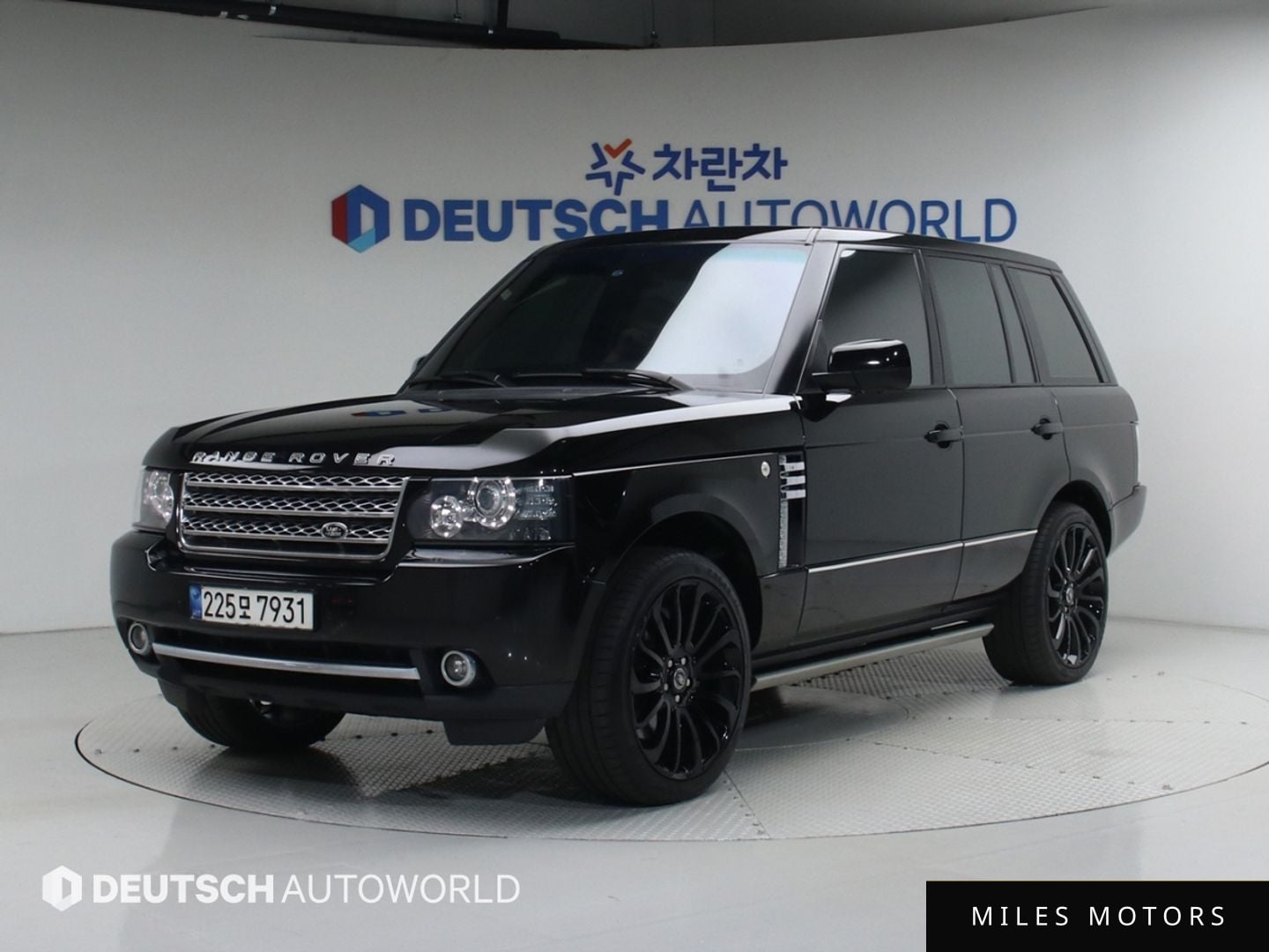 Land Rover Range Rover 2011 — фото 1 из 12