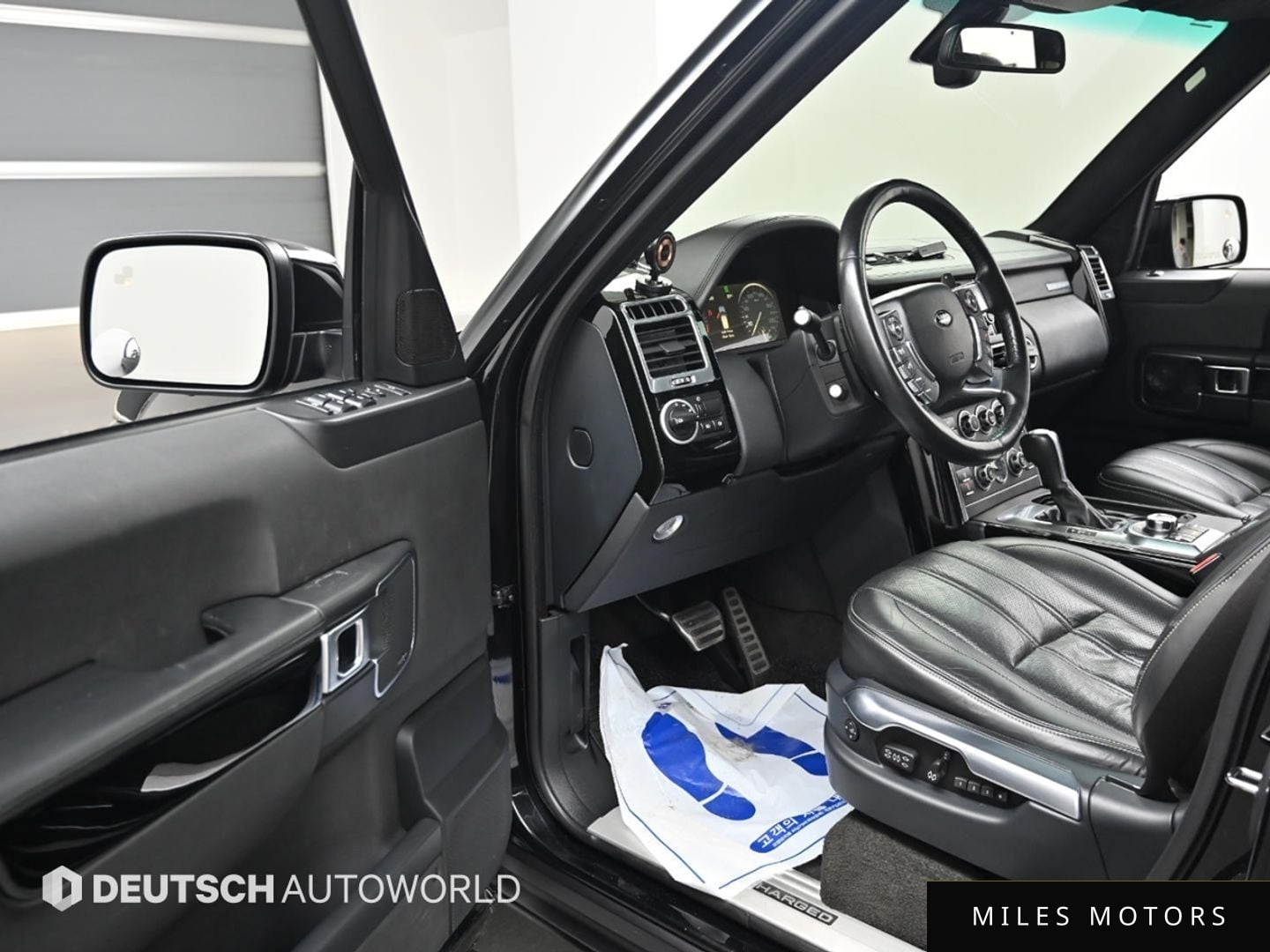 Land Rover Range Rover 2011 — миниатюра 11