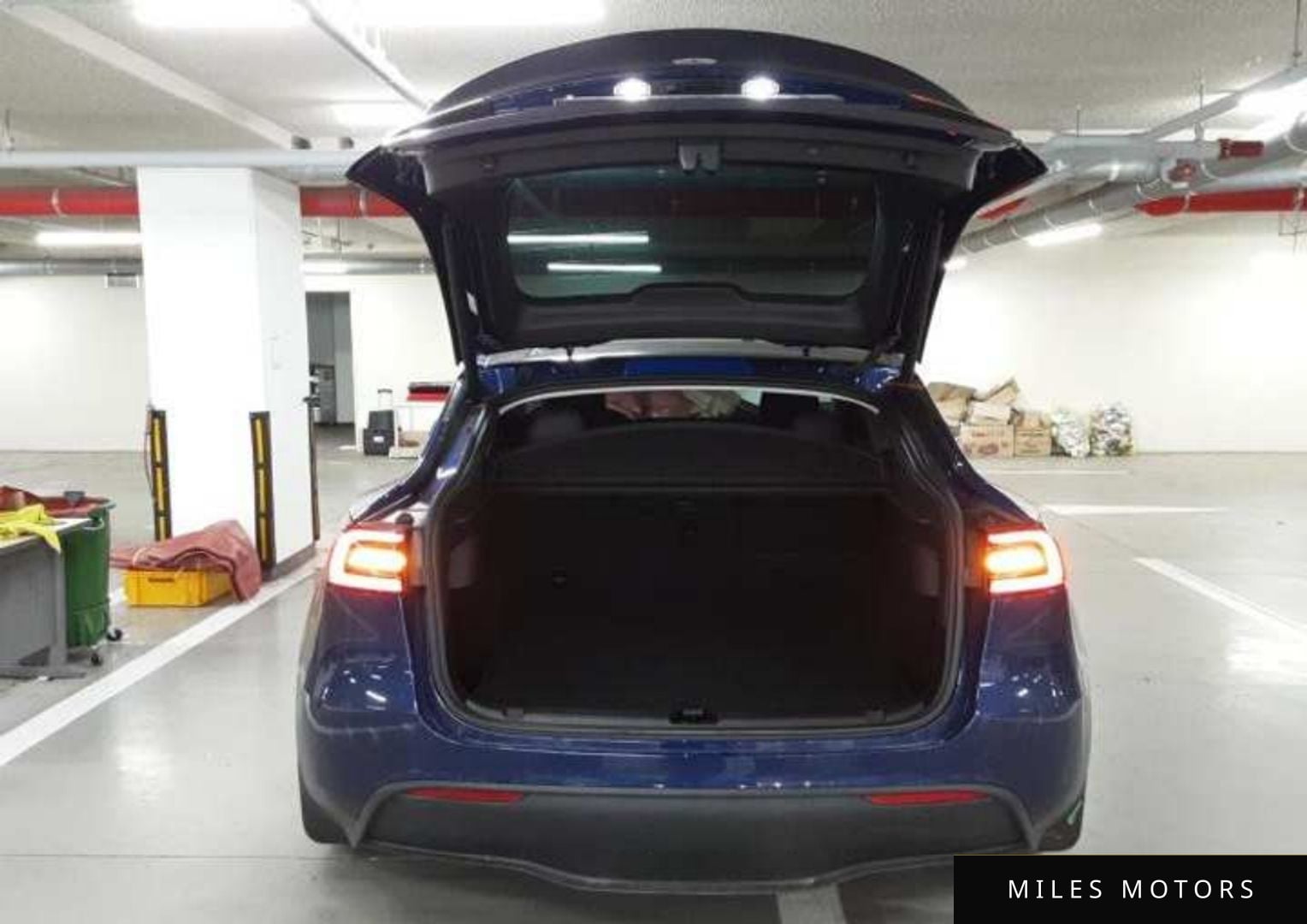 Tesla Model Y 2024 — миниатюра 11