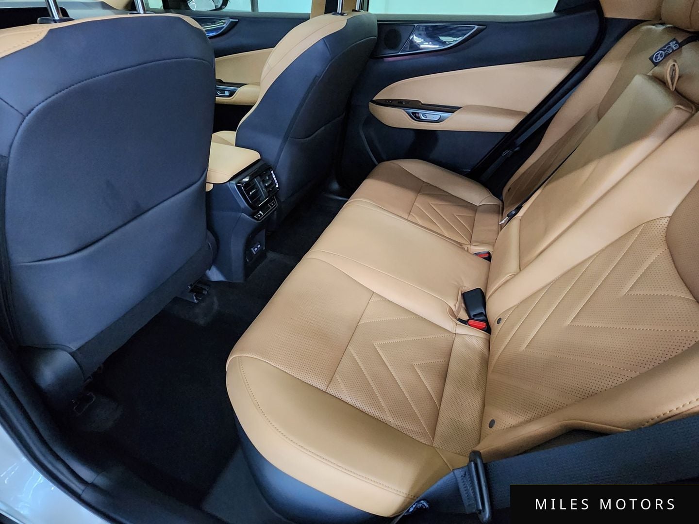 Лексус NX350h 2024 — миниатюра 11
