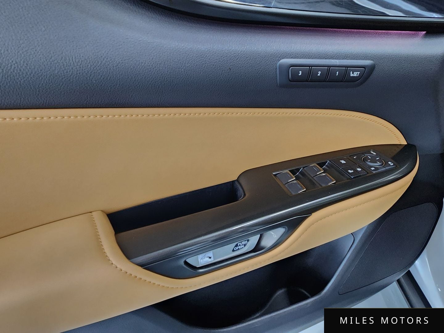 Лексус NX350h 2024 — миниатюра 12
